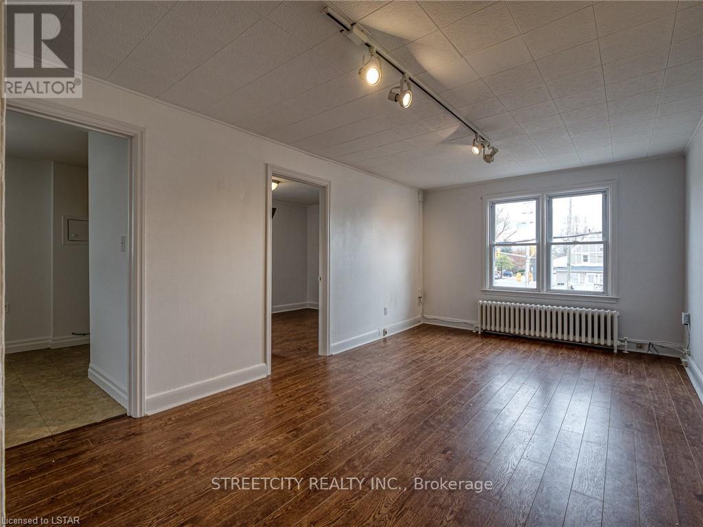 245 Maitland Street, London East (East K), Ontario  N6B 2Y2 - Photo 22 - X12452401