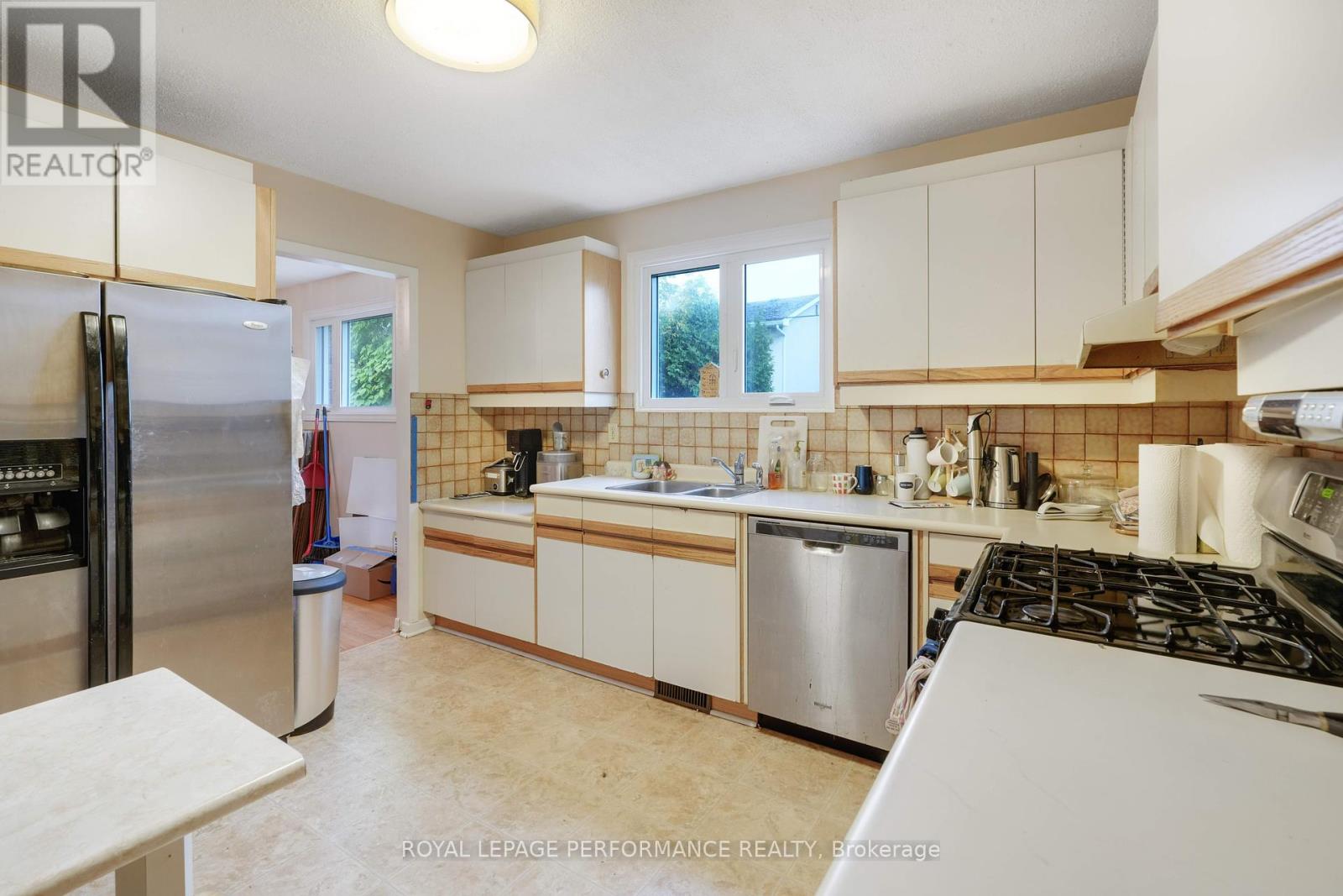 1273 Anoka Street, Ottawa, Ontario  K1V 6C3 - Photo 12 - X12452368