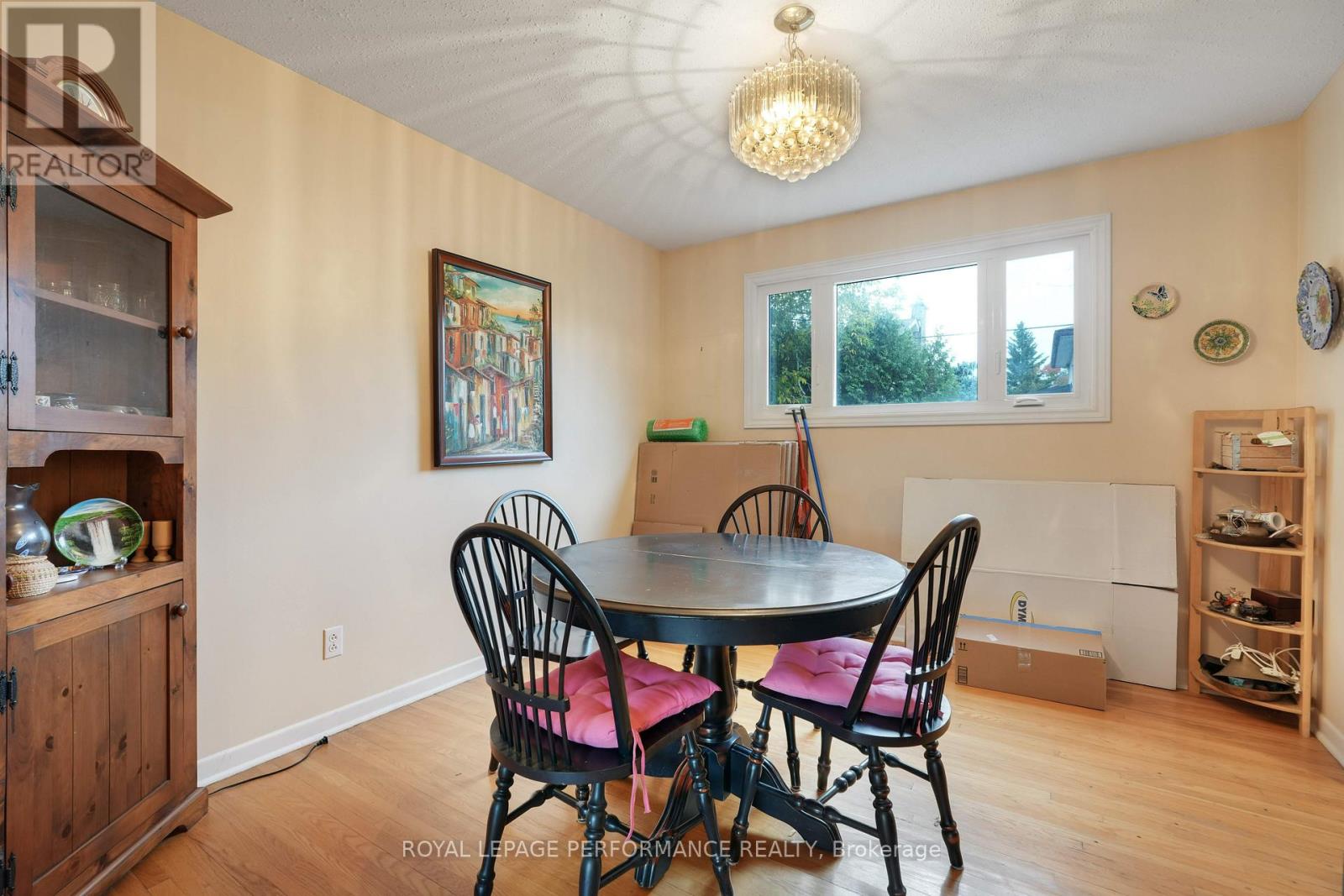 1273 Anoka Street, Ottawa, Ontario  K1V 6C3 - Photo 8 - X12452368