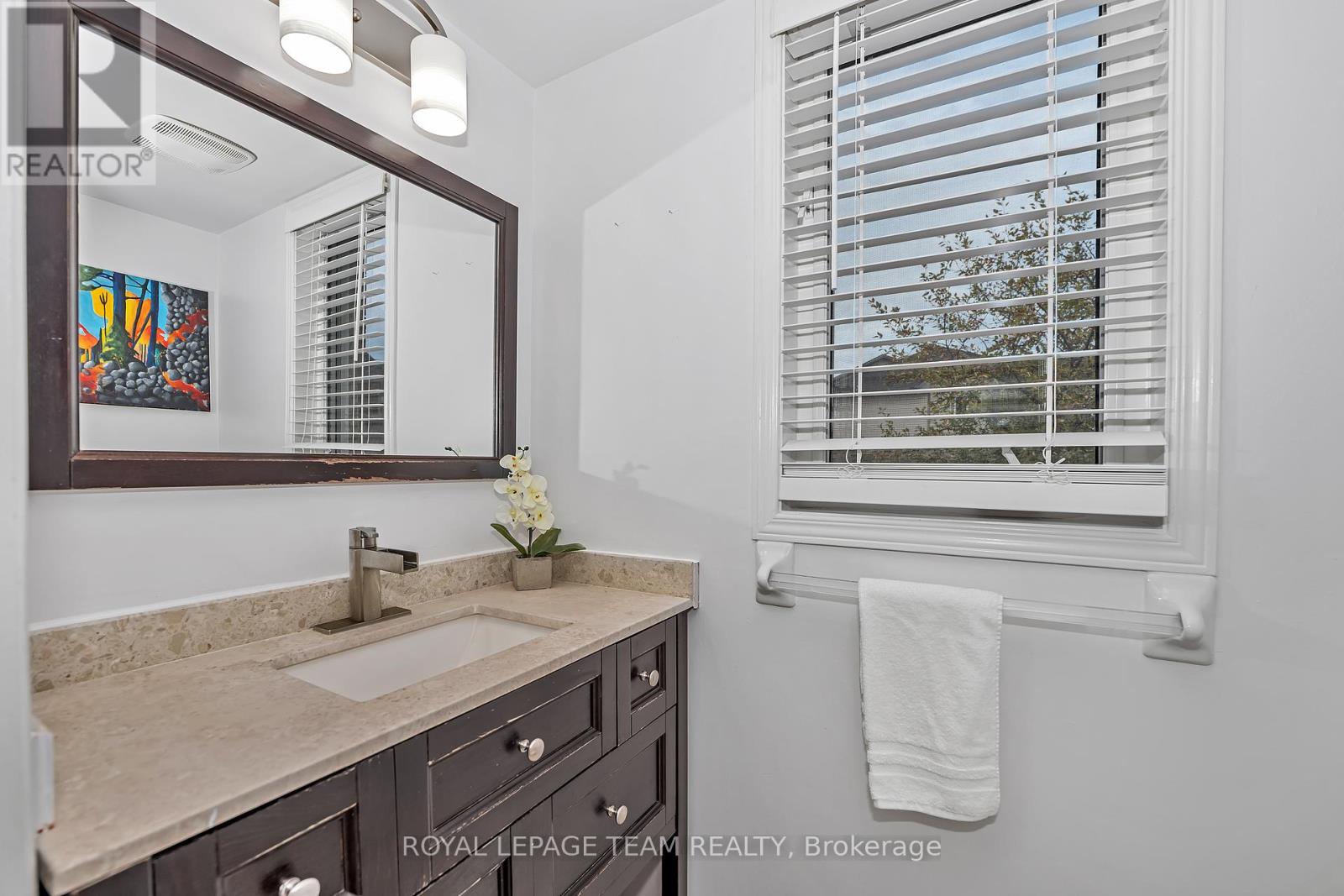 430 Haresfield Court, Ottawa, Ontario  K4M 0B6 - Photo 16 - X12452369