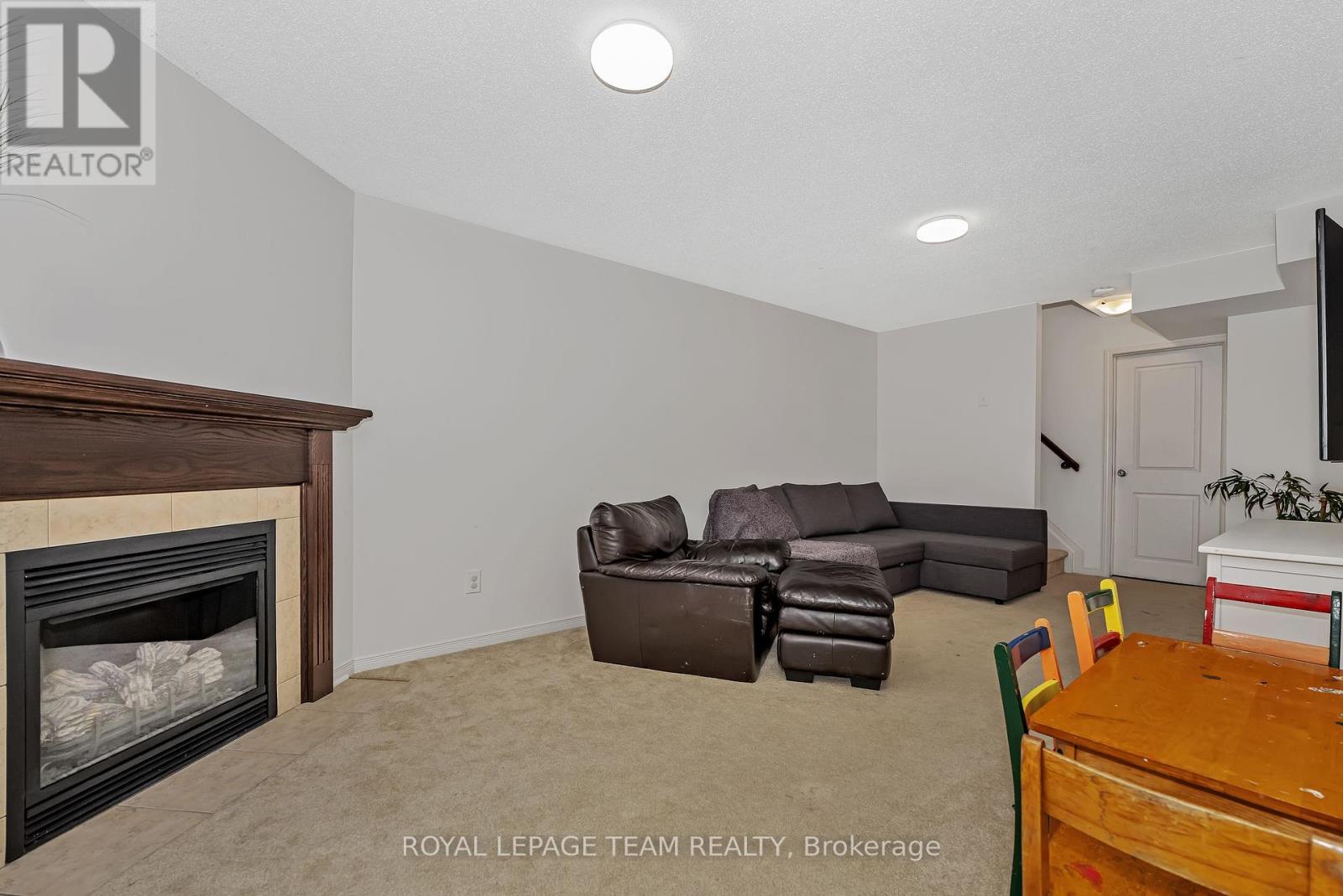 430 Haresfield Court, Ottawa, Ontario  K4M 0B6 - Photo 35 - X12452369