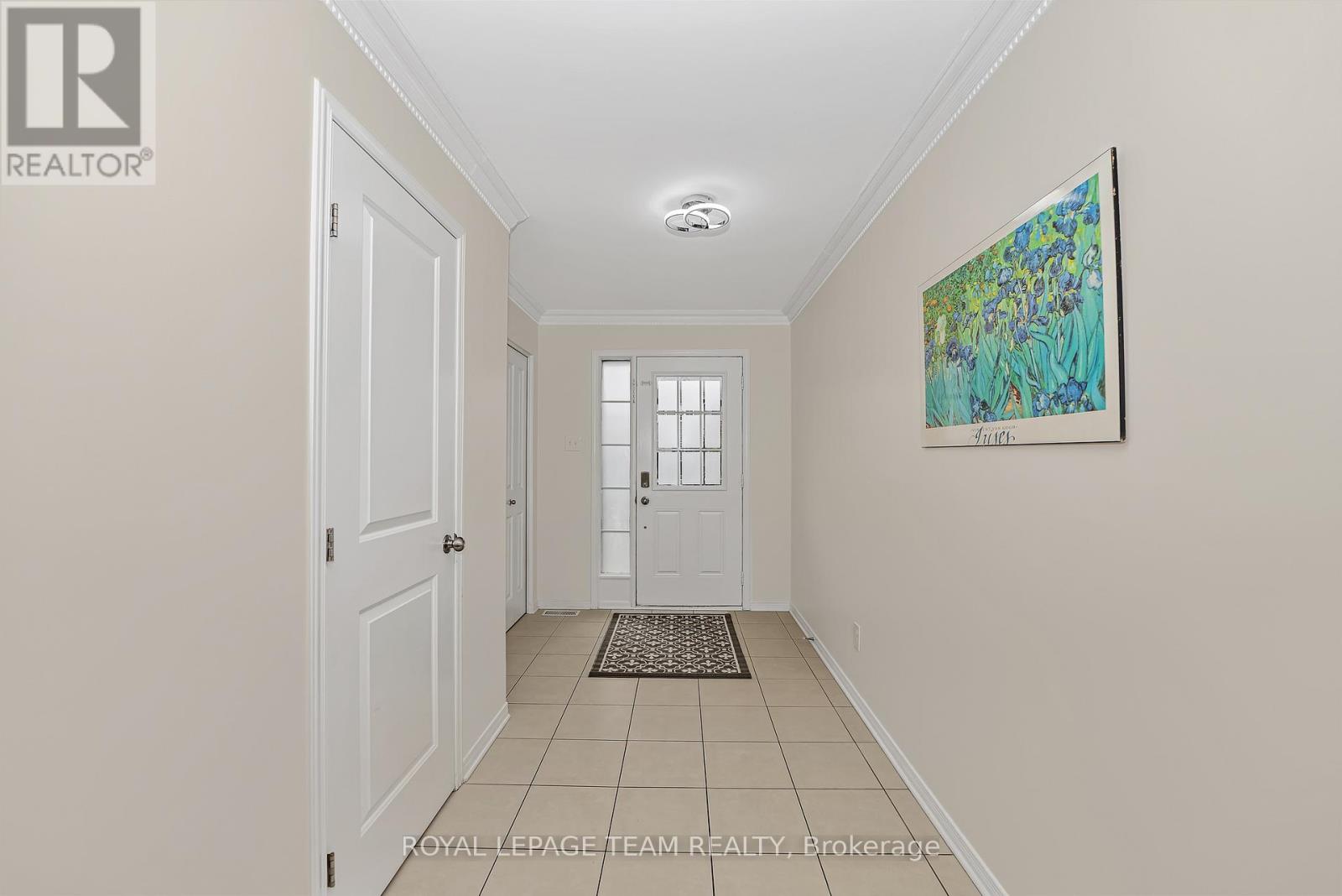 430 Haresfield Court, Ottawa, Ontario  K4M 0B6 - Photo 5 - X12452369