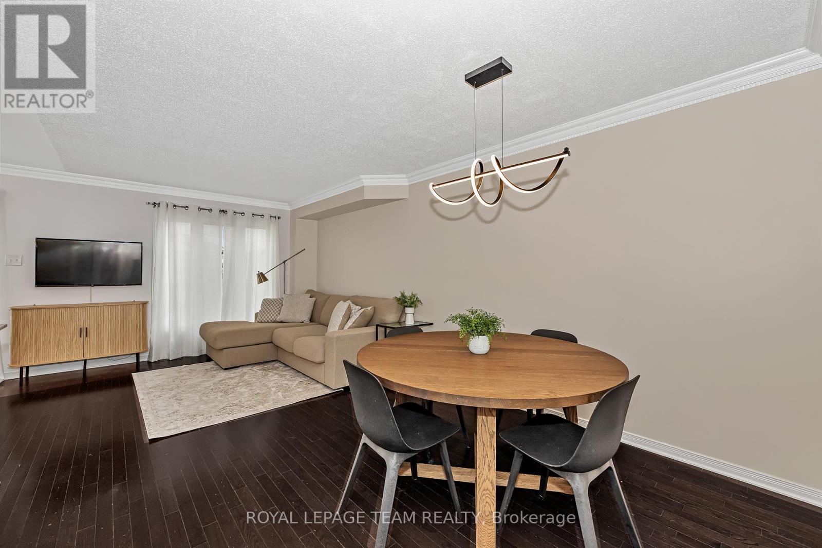 430 Haresfield Court, Ottawa, Ontario  K4M 0B6 - Photo 7 - X12452369