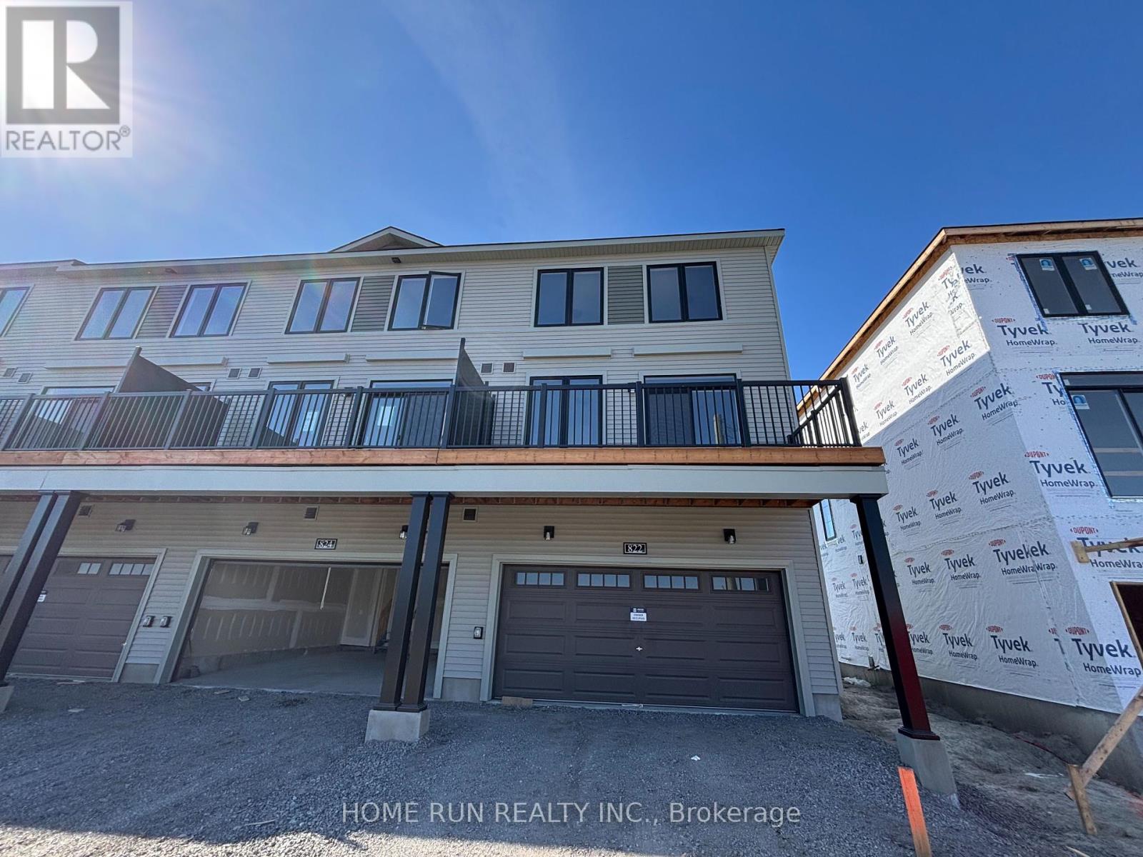 822 Fairline Row, Ottawa, Ontario  K2V 0V8 - Photo 2 - X12452376