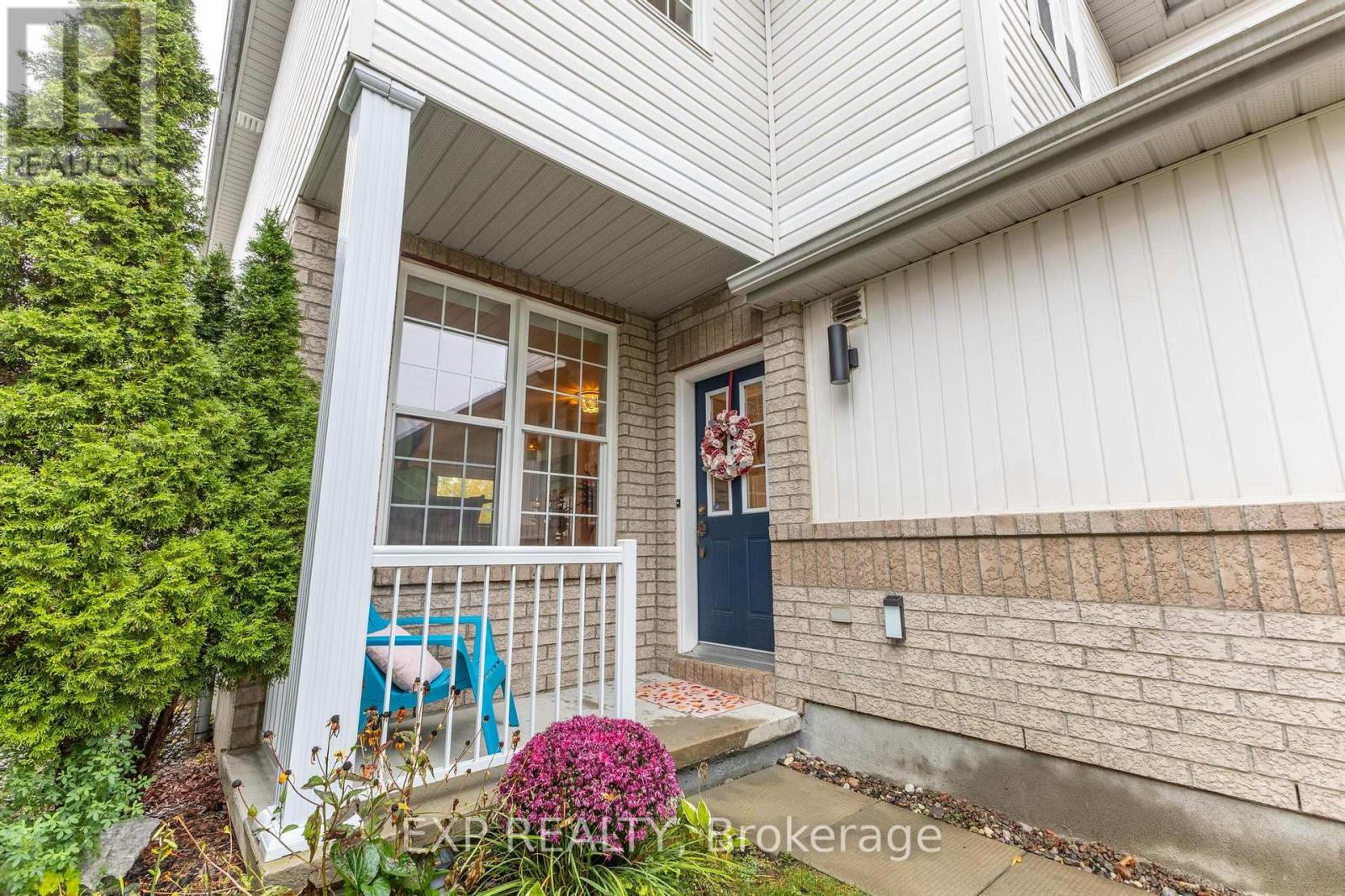 2341 Glandriel Crescent, Ottawa, Ontario  K4A 4S8 - Photo 2 - X12452386