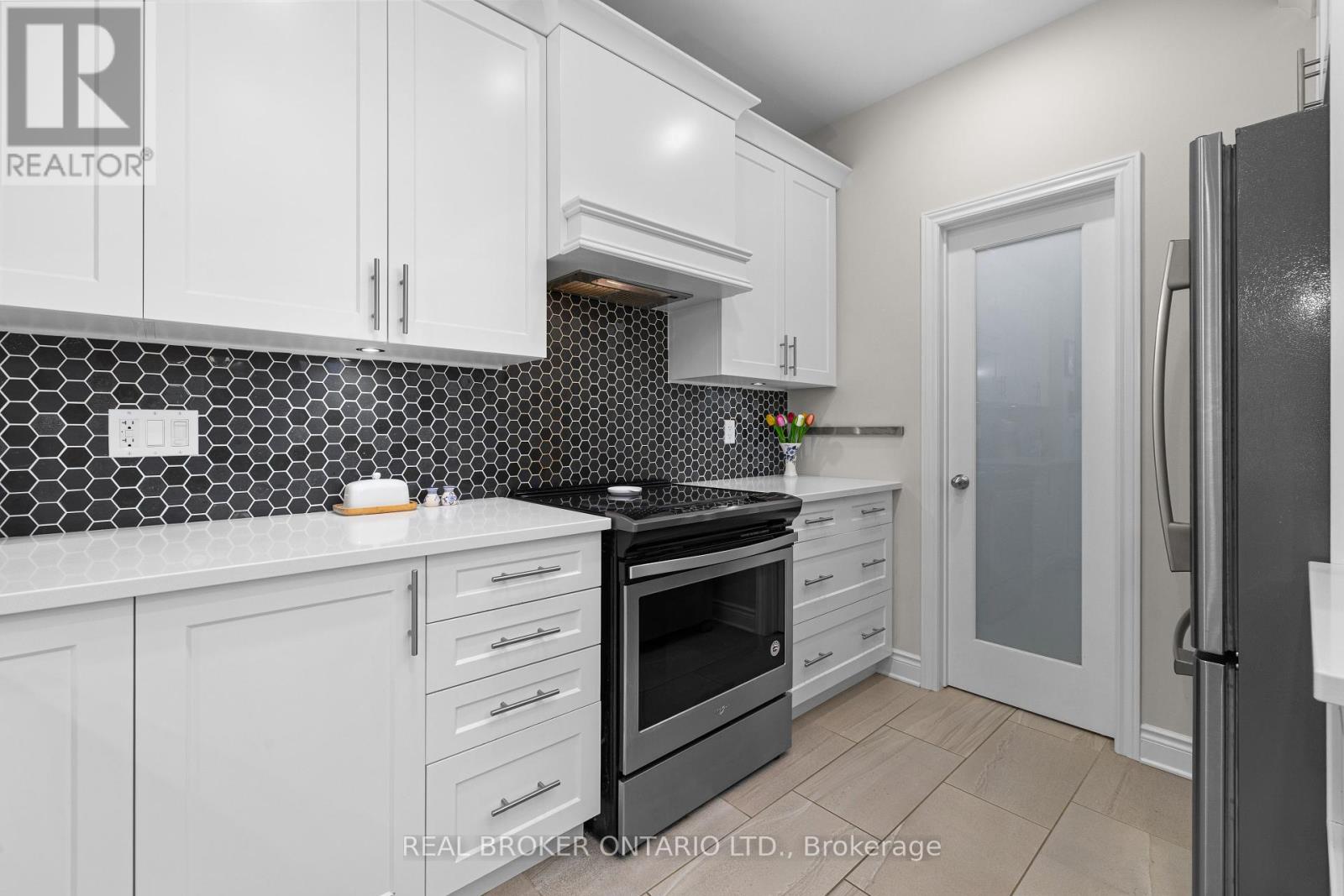 103 Dulmage Crescent, Carleton Place, Ontario  K7C 0E6 - Photo 15 - X12452396