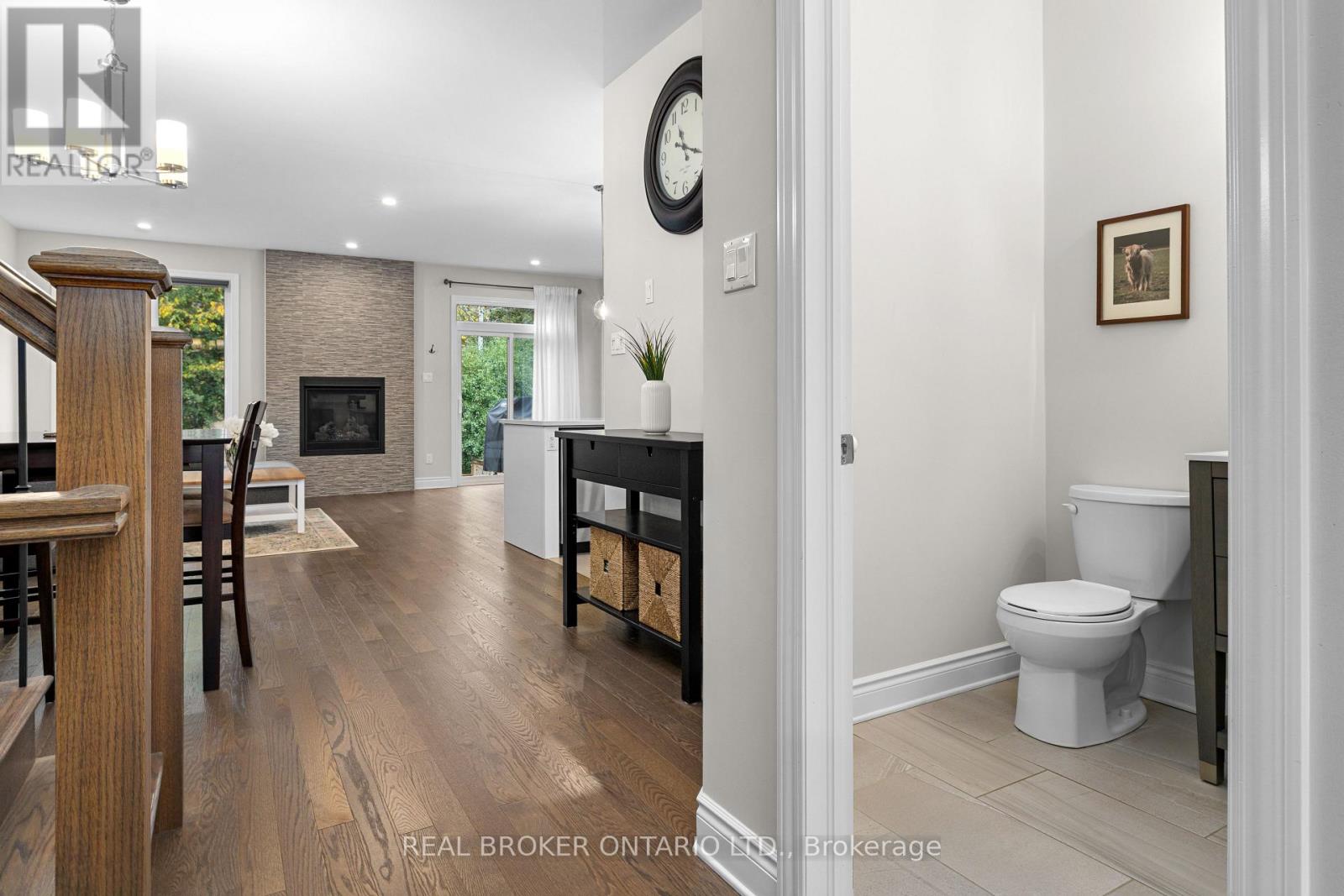 103 Dulmage Crescent, Carleton Place, Ontario  K7C 0E6 - Photo 6 - X12452396