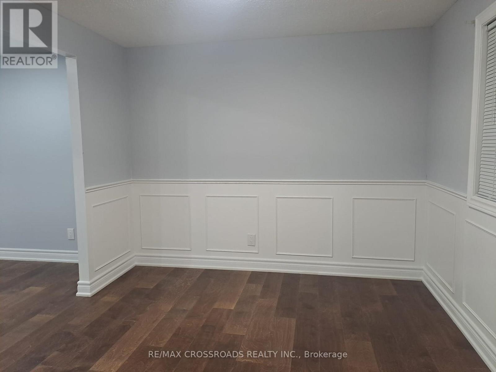 Upper - 185 Appalachian Crescent, Kitchener, Ontario  N2E 1A3 - Photo 3 - X12452238