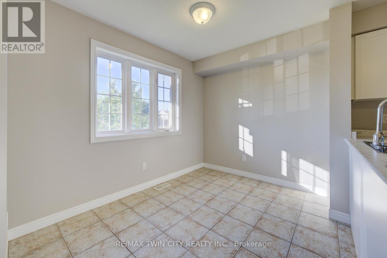 642a - 642 Woodlawn Road E, Guelph, Ontario  N1E 0K4 - Photo 7 - X12452239