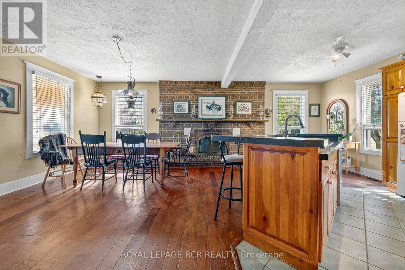 1069 Haldimand 66 Road, Haldimand, Ontario  N3W 1P8 - Photo 11 - X12452261