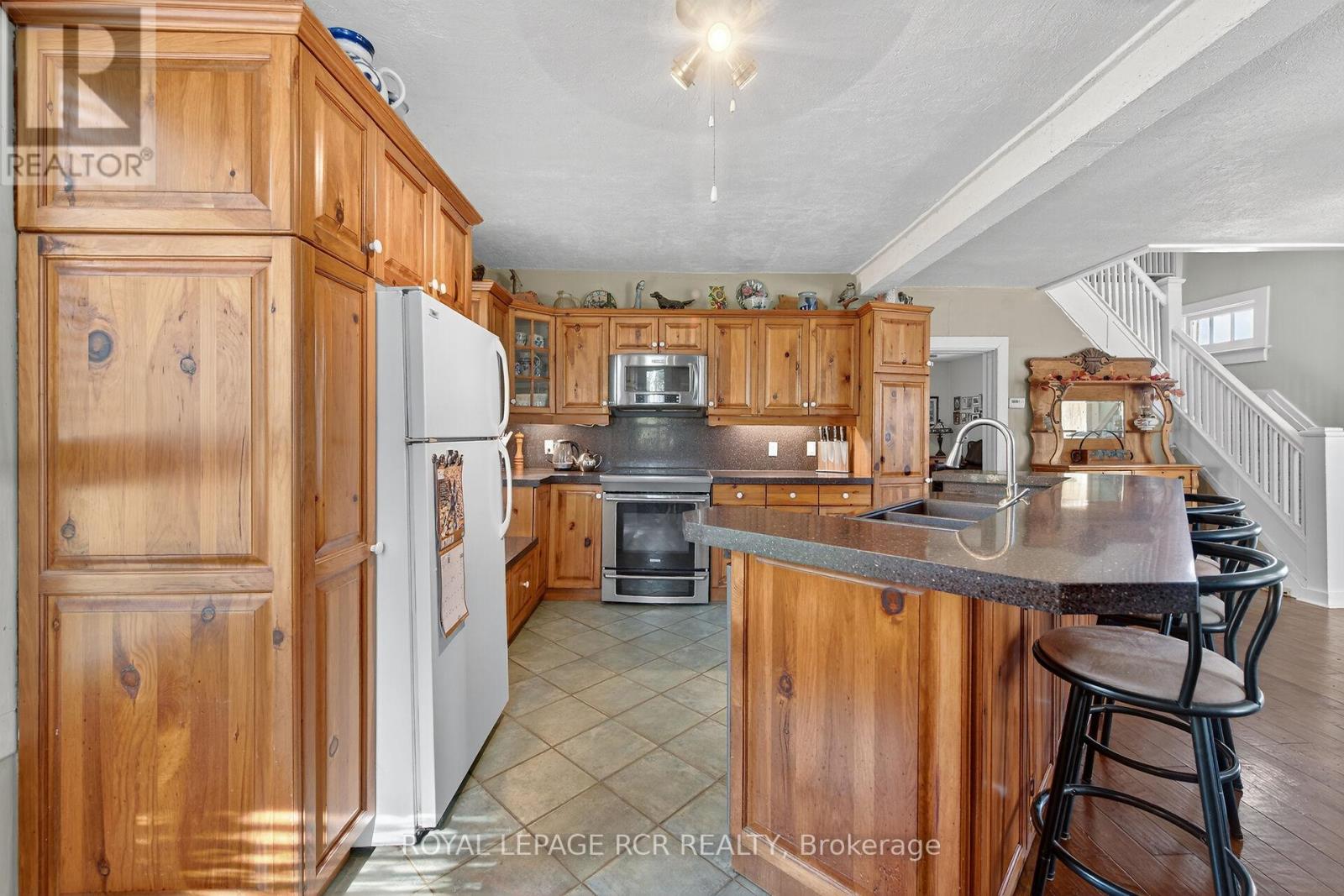 1069 Haldimand 66 Road, Haldimand, Ontario  N3W 1P8 - Photo 13 - X12452261