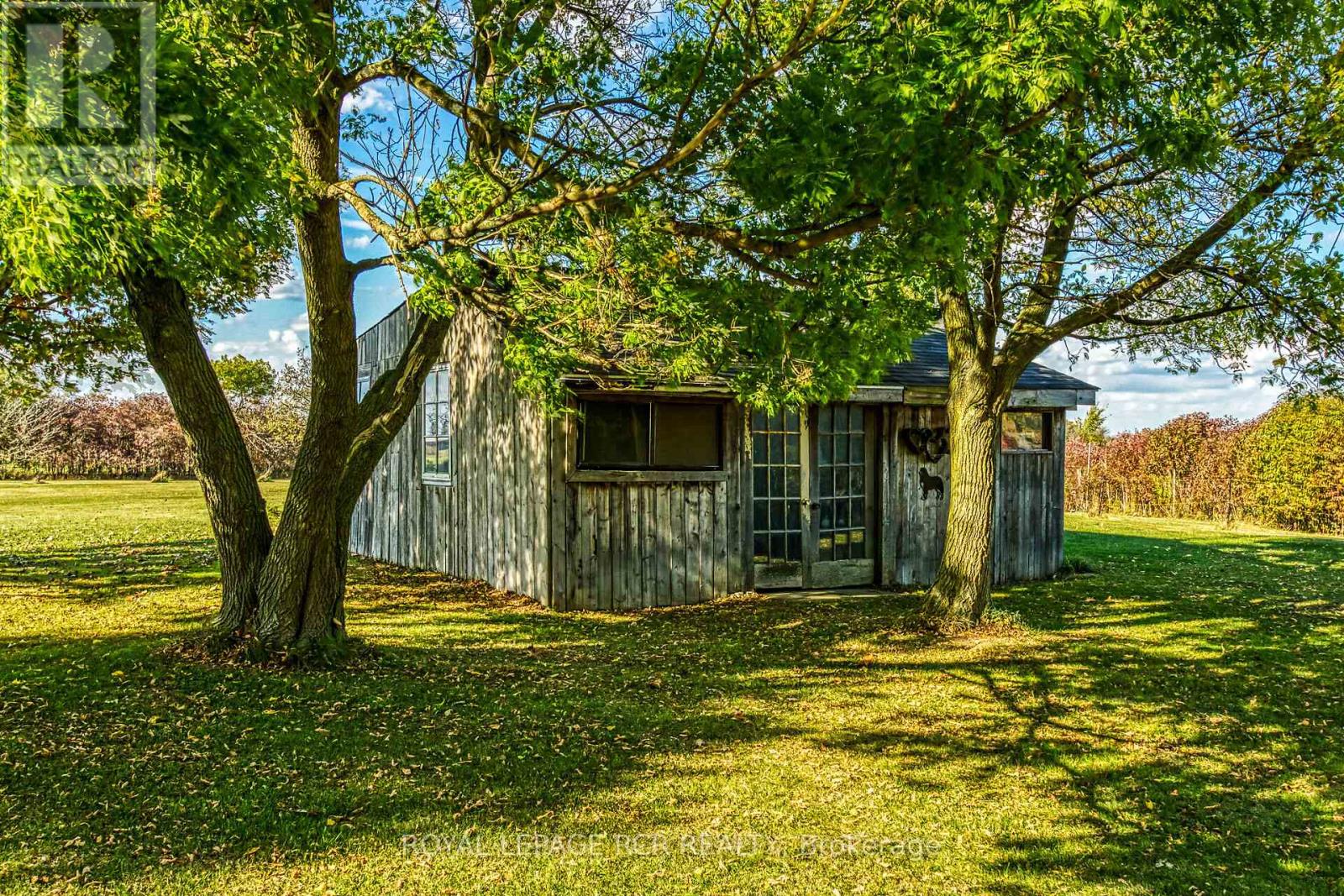 1069 Haldimand 66 Road, Haldimand, Ontario  N3W 1P8 - Photo 40 - X12452261