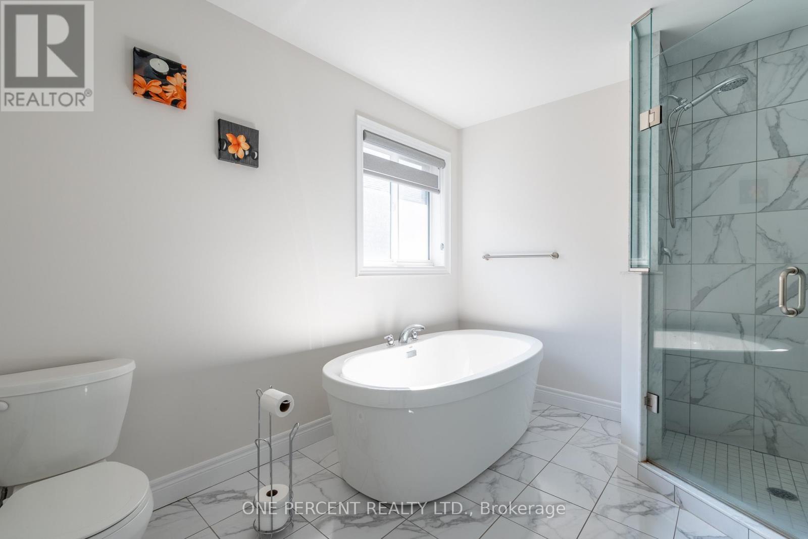 16 Eringate Court, Hamilton, Ontario  L8J 0L7 - Photo 28 - X12452332