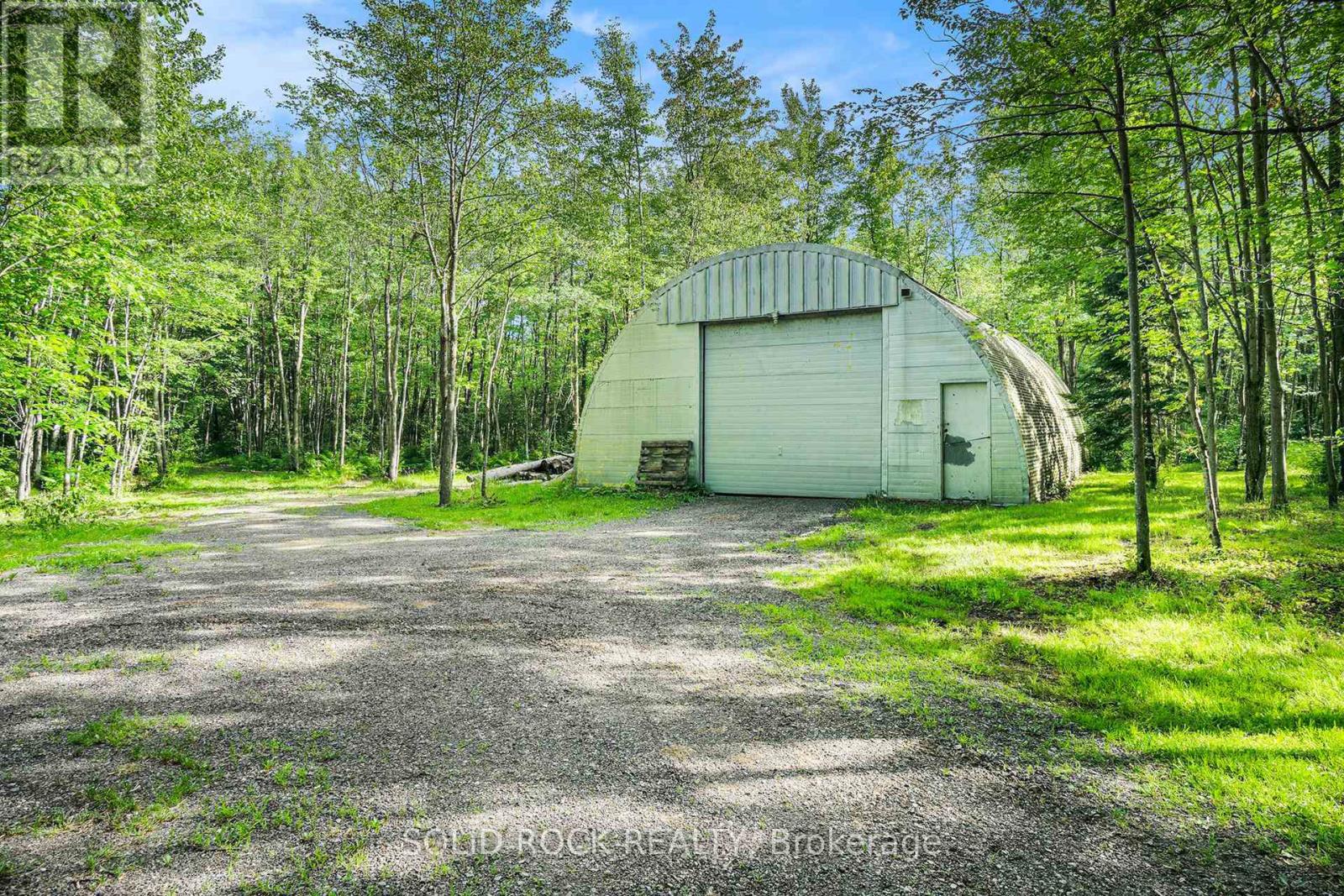 2278 Russland Road E, Russell, Ontario  K0A 3H0 - Photo 26 - X12440984