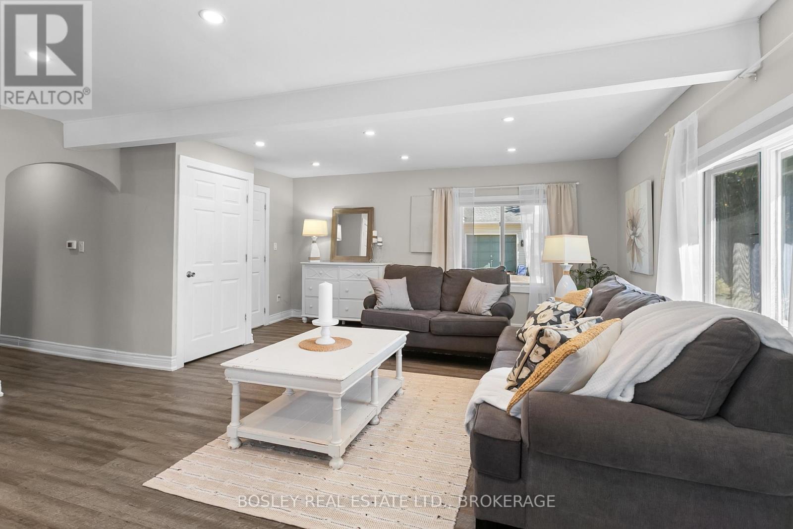 3732 Concord Avenue, Fort Erie, Ontario  L0S 1B0 - Photo 6 - X12343839