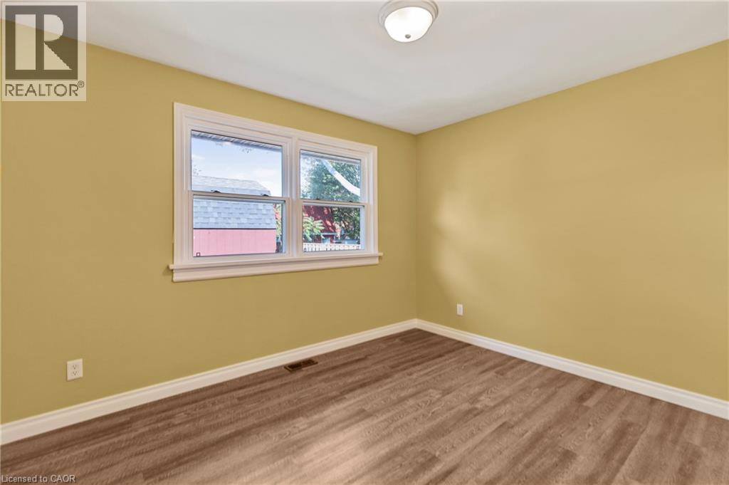 908 Cedar Street, Dunnville, Ontario  N1A 2K3 - Photo 21 - 40775573