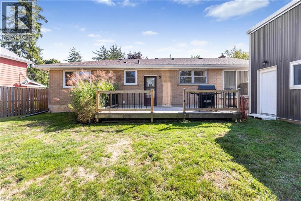 908 Cedar Street, Dunnville, Ontario  N1A 2K3 - Photo 43 - 40775573