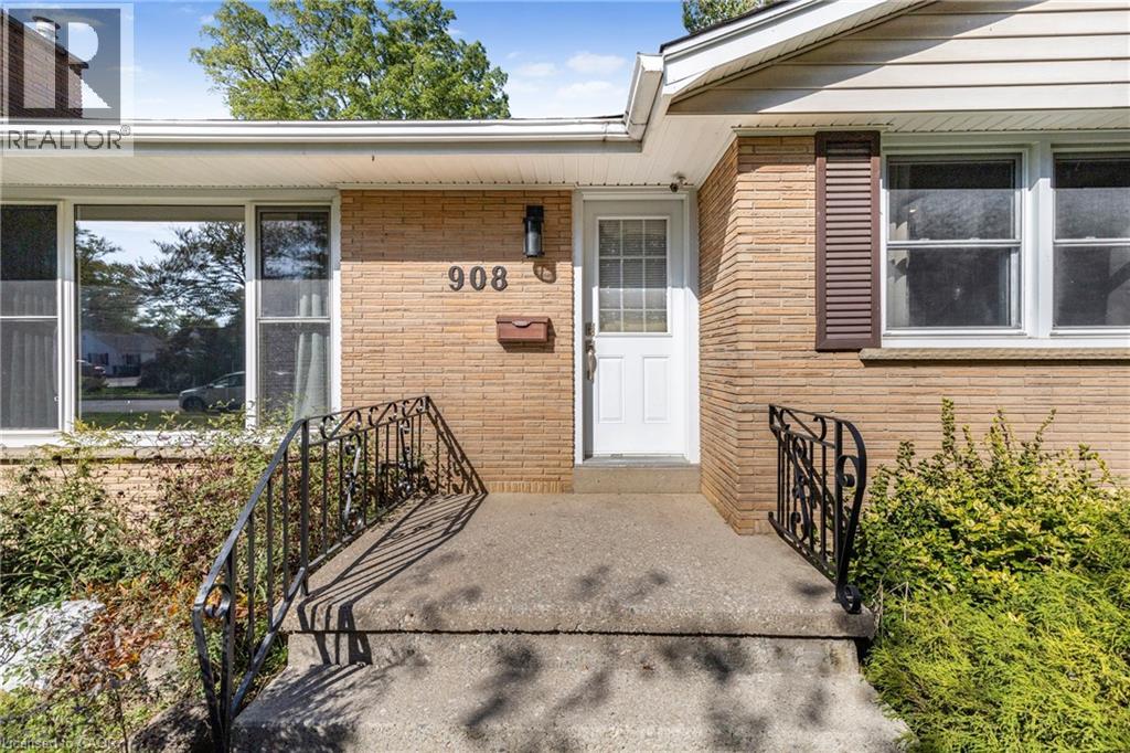 908 Cedar Street, Dunnville, Ontario  N1A 2K3 - Photo 7 - 40775573