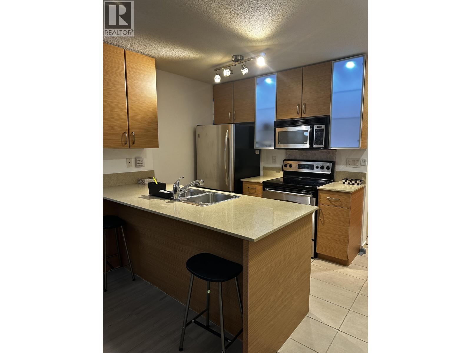 2404 977 Mainland Street, Vancouver, British Columbia  V6B 1T2 - Photo 11 - R3056693