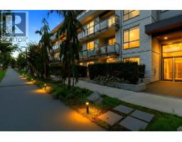 104 625 E 3rd Street, North Vancouver, Ca