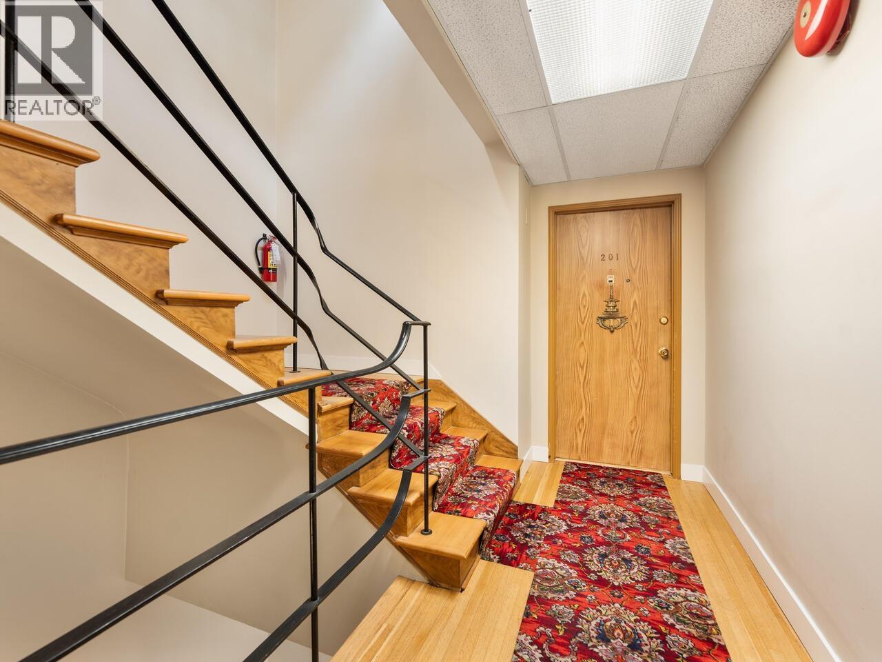 201 1695 W 10th Avenue, Vancouver, British Columbia  V6J 2A2 - Photo 2 - R3056733