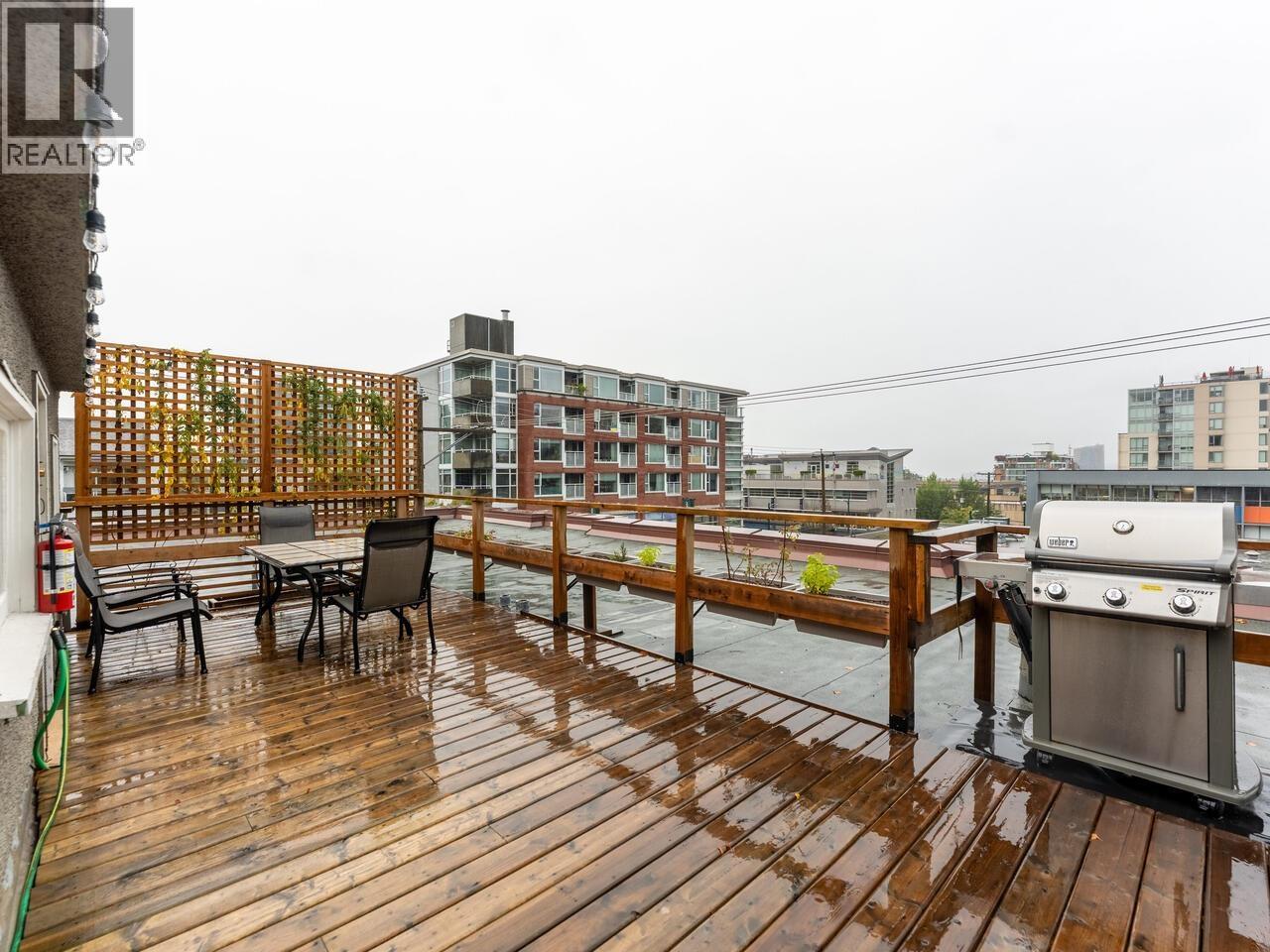 201 1695 W 10th Avenue, Vancouver, British Columbia  V6J 2A2 - Photo 25 - R3056733
