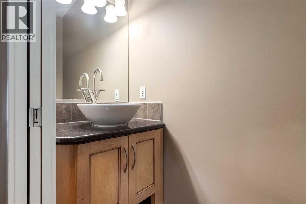230 Discovery Ridge Boulevard Sw, Calgary, Alberta  T3H 4Y4 - Photo 13 - A2260822