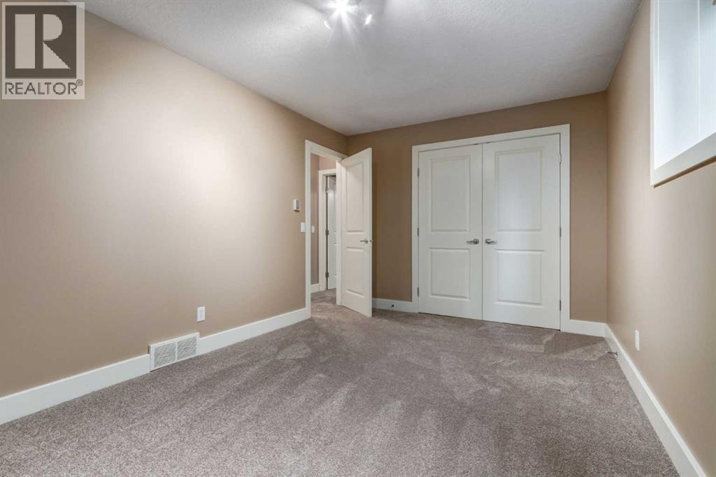 230 Discovery Ridge Boulevard Sw, Calgary, Alberta  T3H 4Y4 - Photo 20 - A2260822