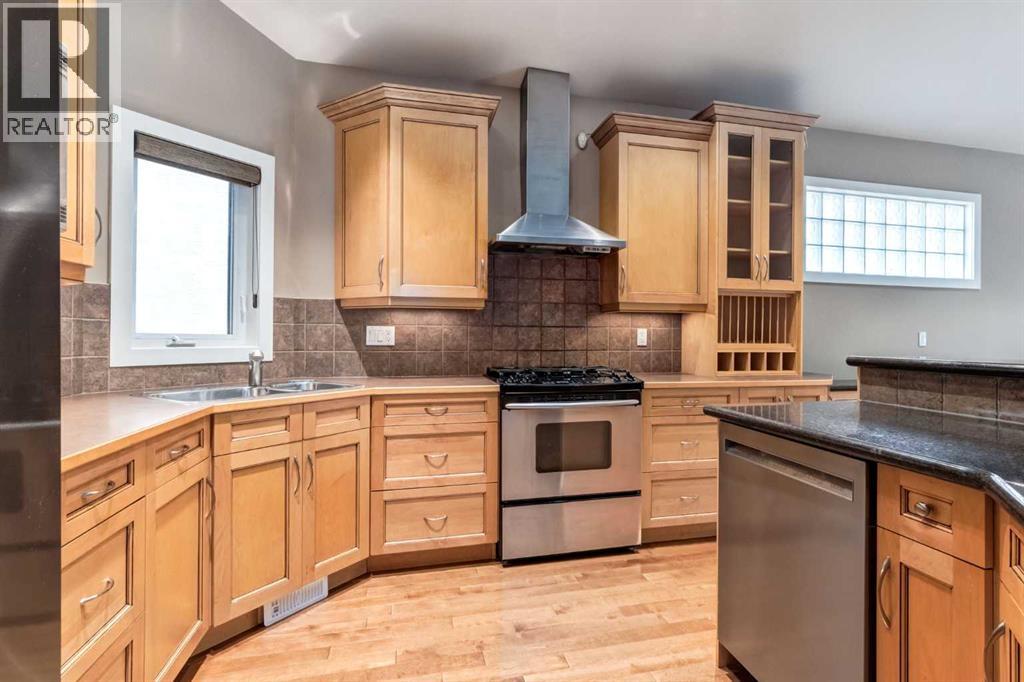 230 Discovery Ridge Boulevard Sw, Calgary, Alberta  T3H 4Y4 - Photo 5 - A2260822