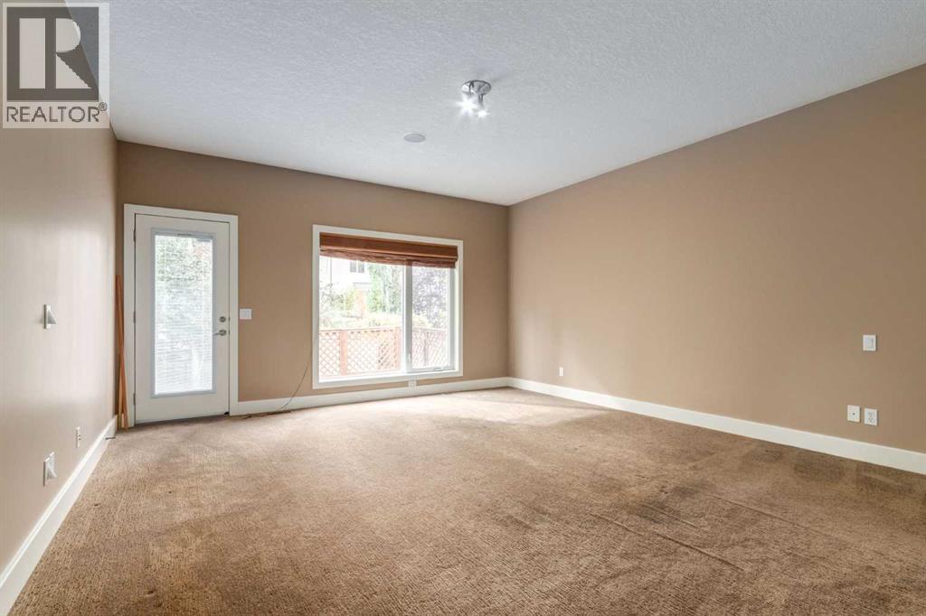 230 Discovery Ridge Boulevard Sw, Calgary, Alberta  T3H 4Y4 - Photo 8 - A2260822