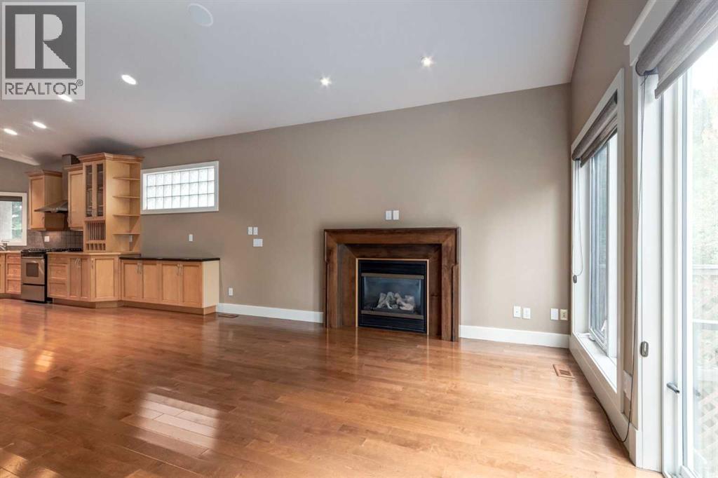 230 Discovery Ridge Boulevard Sw, Calgary, Alberta  T3H 4Y4 - Photo 6 - A2260822