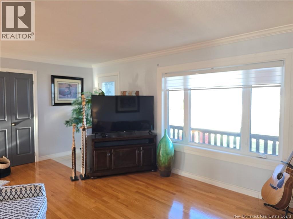 646 Principale, Pointe-Verte, New Brunswick  E8J 3A1 - Photo 19 - NB128240