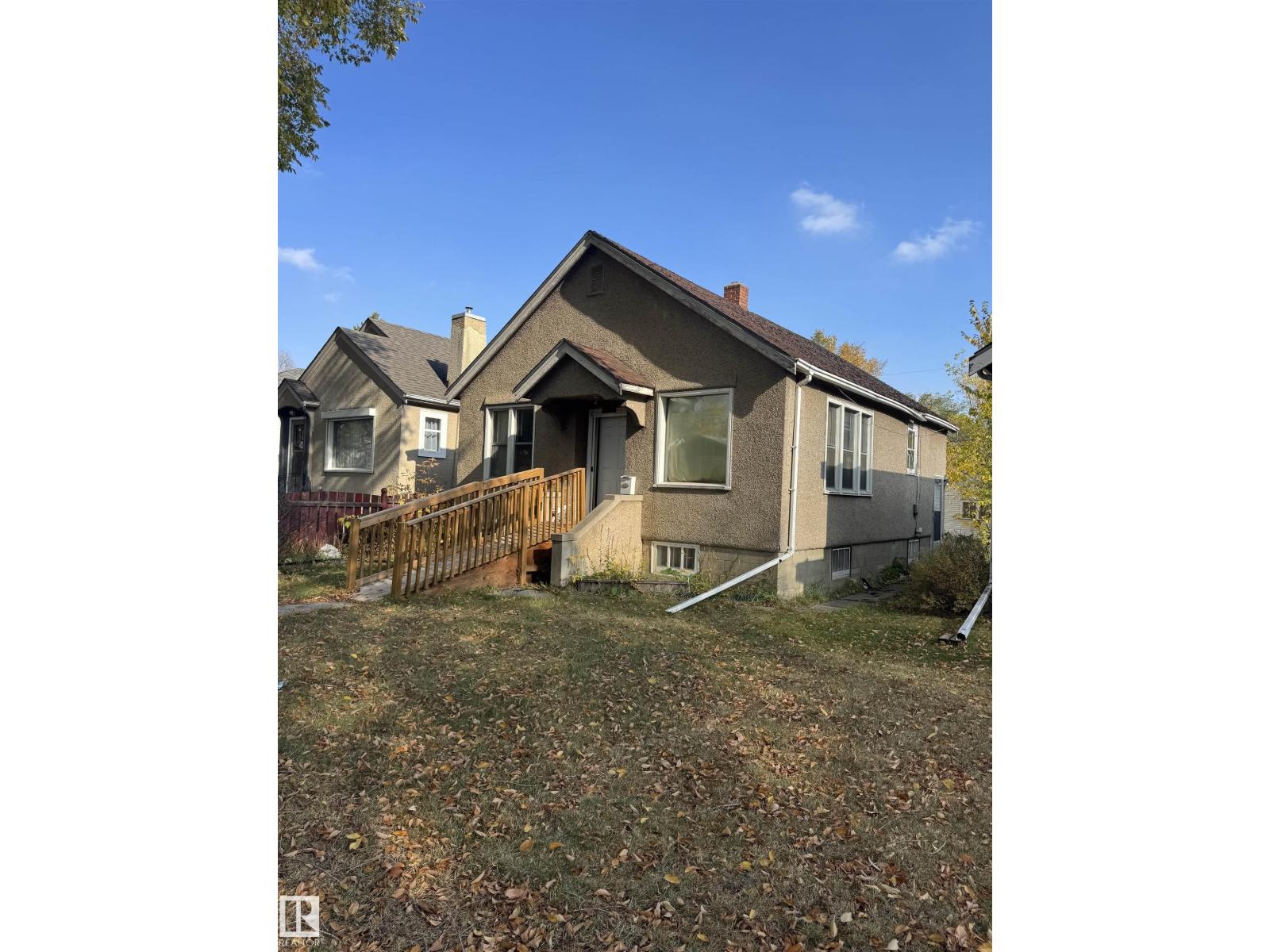11921 95 St Nw, Edmonton, Alberta  T5G 1M4 - Photo 2 - E4461345