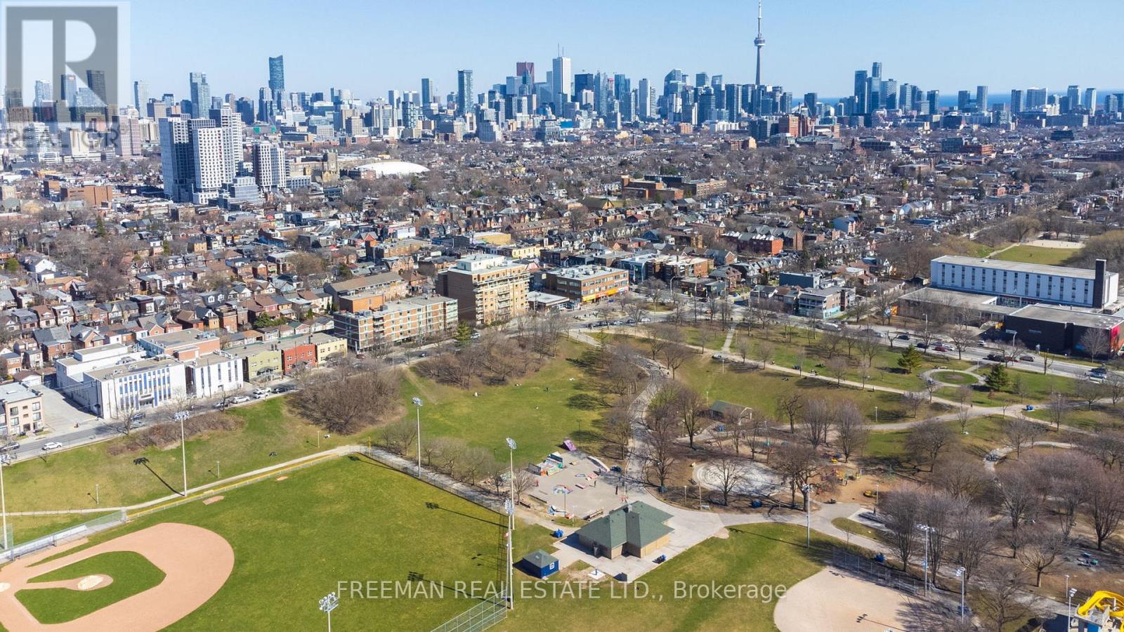 21 London Street, Toronto, Ontario  M6G 1M8 - Photo 38 - C12452374