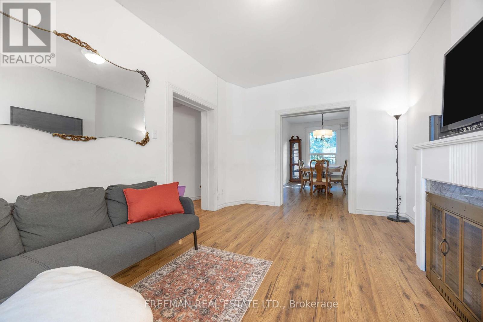 21 London Street, Toronto, Ontario  M6G 1M8 - Photo 6 - C12452374