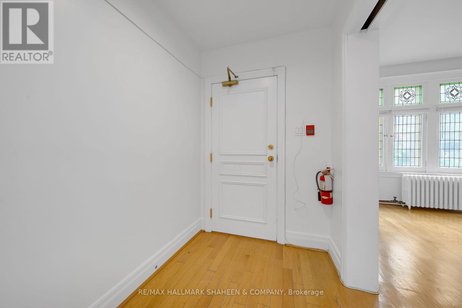 1 - 12 Foxbar Road, Toronto, Ontario  M4V 2G6 - Photo 18 - C12452378
