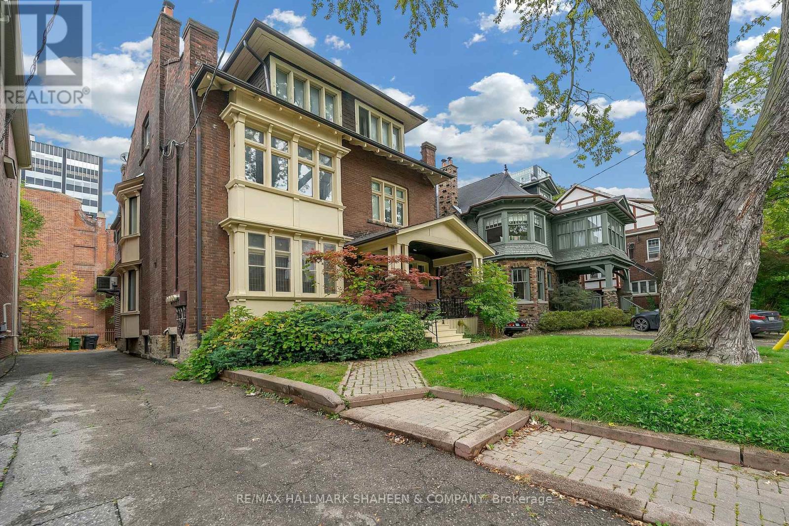 1 - 12 Foxbar Road, Toronto, Ontario  M4V 2G6 - Photo 21 - C12452378