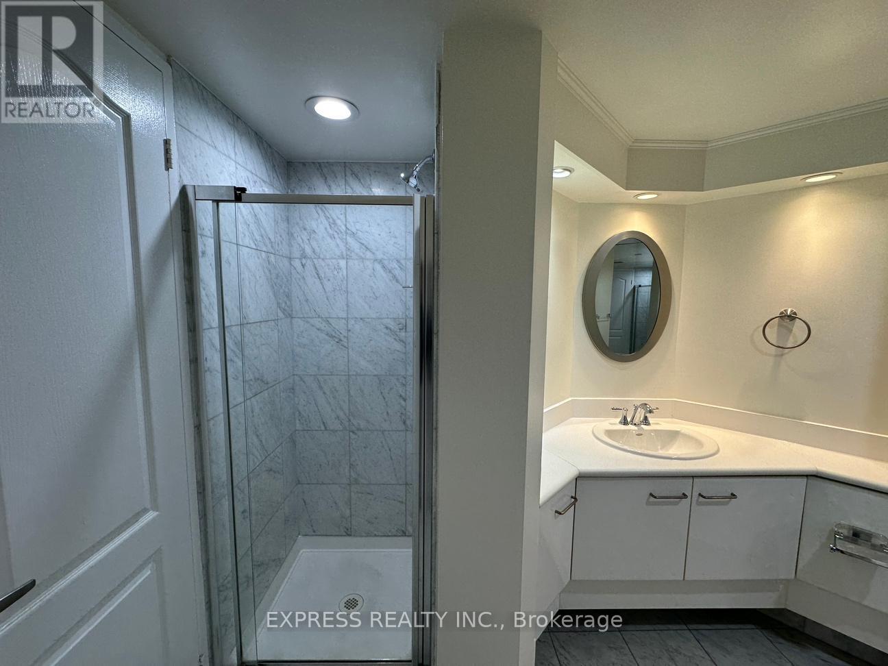 1212 - 38 Elm Street, Toronto, Ontario  M5G 2K5 - Photo 11 - C12452381