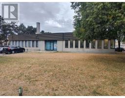 3 - 12 UPJOHN ROAD, Toronto, Ontario