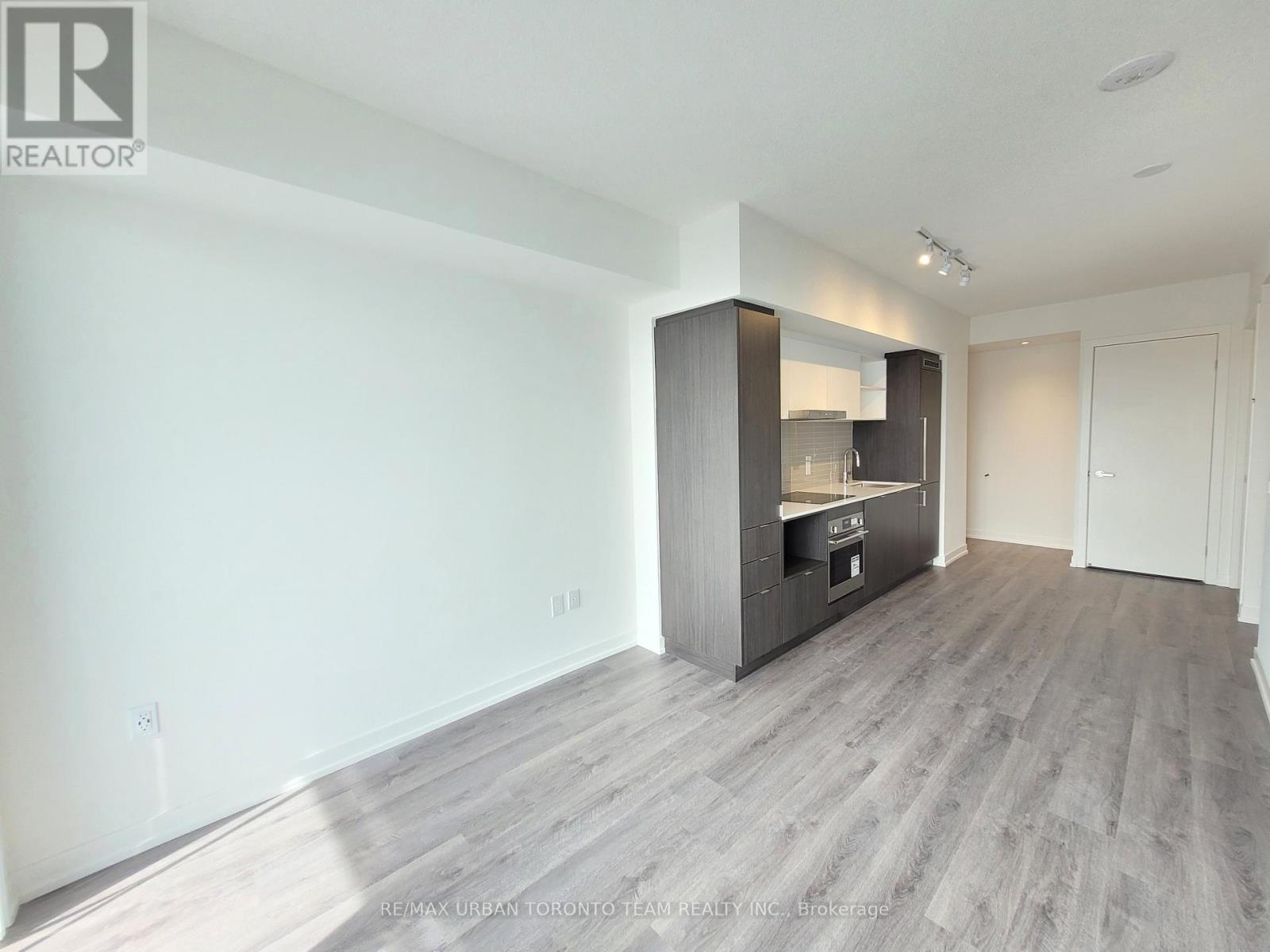 3309 - 138 Downes Street, Toronto, Ontario  M5E 0E4 - Photo 5 - C12452403