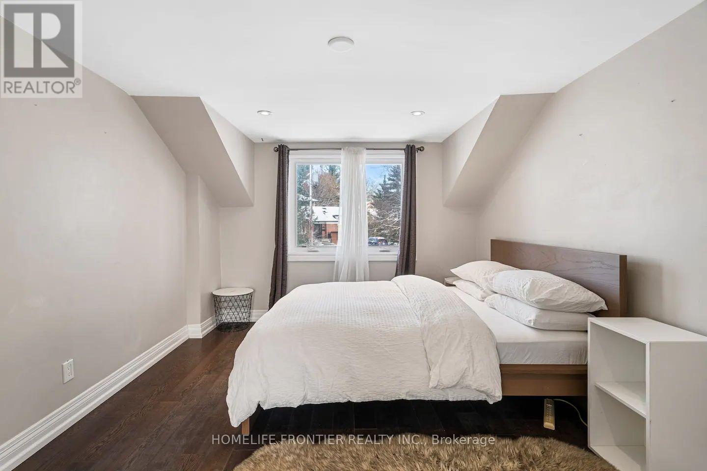 Main Floor - 289 Burnett Avenue, Toronto, Ontario  M2N 1W2 - Photo 23 - C12452411