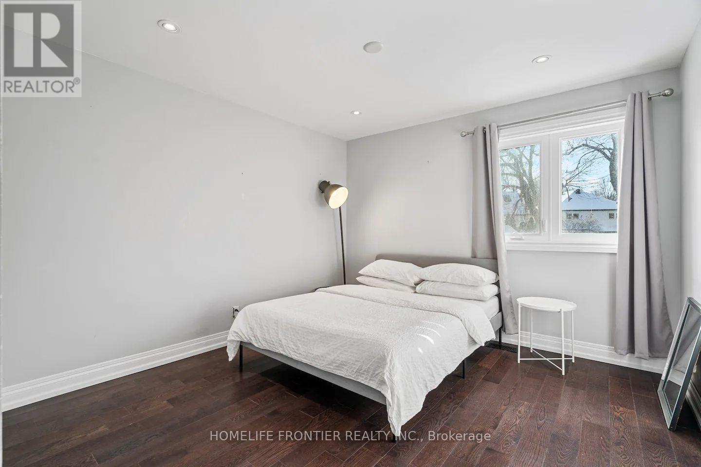Main Floor - 289 Burnett Avenue, Toronto, Ontario  M2N 1W2 - Photo 6 - C12452411
