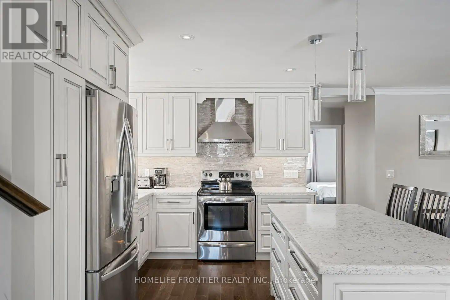 Main Floor - 289 Burnett Avenue, Toronto, Ontario  M2N 1W2 - Photo 7 - C12452411
