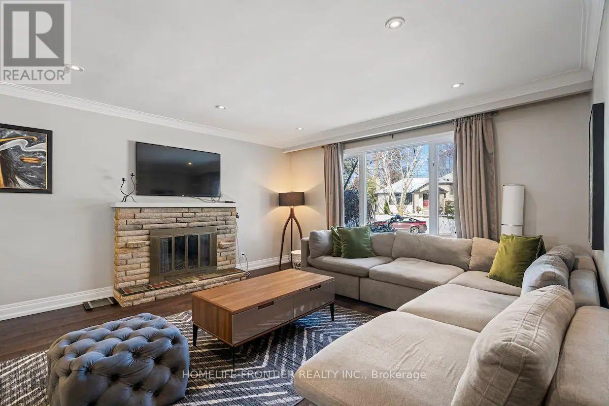 Main Floor - 289 Burnett Avenue, Toronto, Ontario  M2N 1W2 - Photo 9 - C12452411