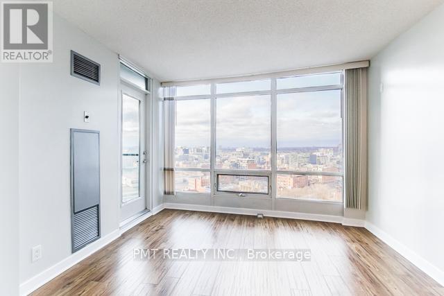 2512 - 373 Front Street, Toronto, Ontario  M5V 3R7 - Photo 4 - C12452416