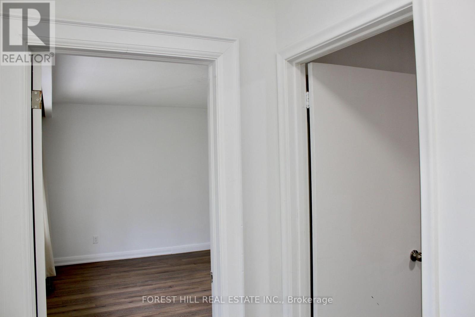 23 Wedgewood Drive, Toronto, Ontario  M2N 4B4 - Photo 14 - C12452430