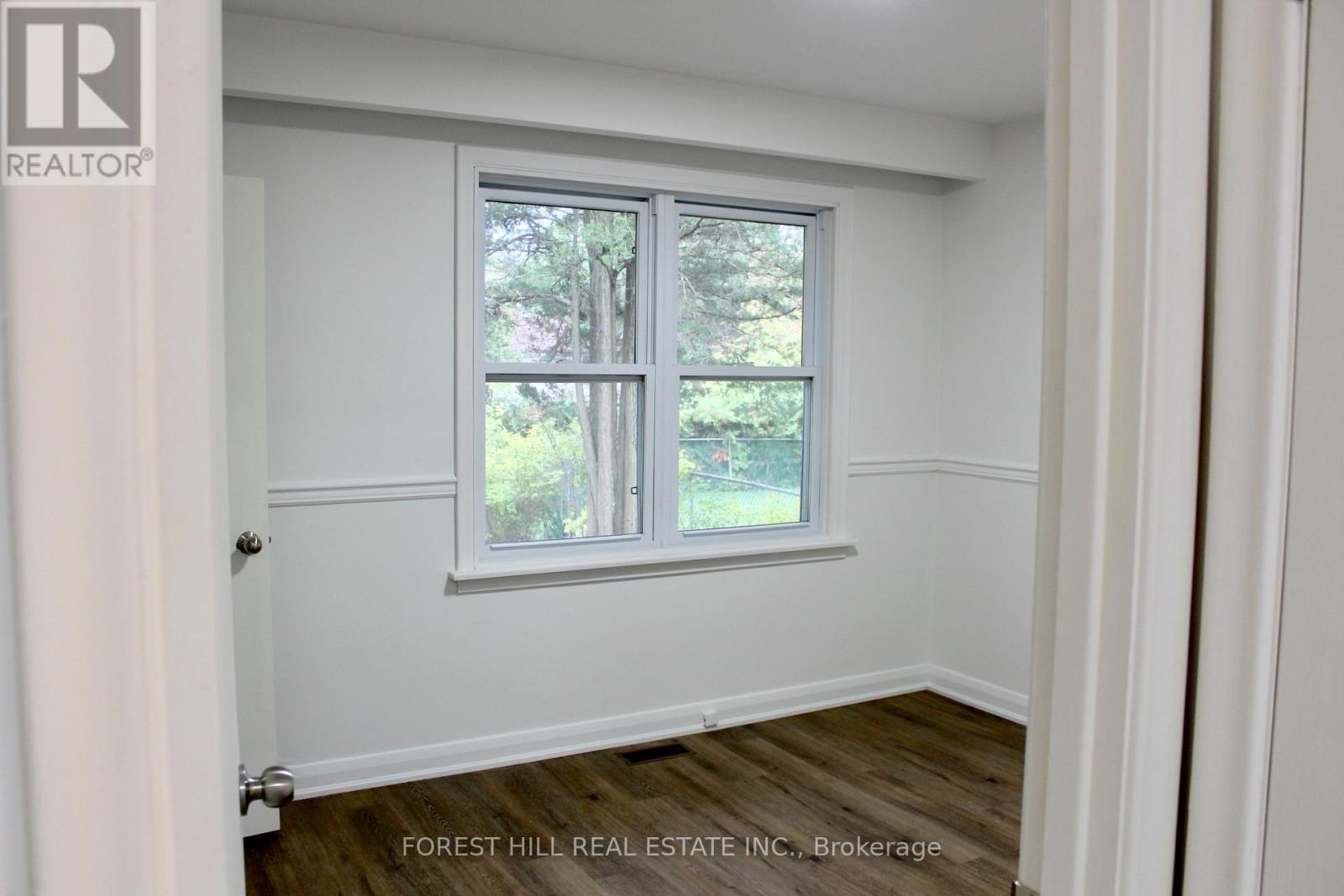 23 Wedgewood Drive, Toronto, Ontario  M2N 4B4 - Photo 16 - C12452430