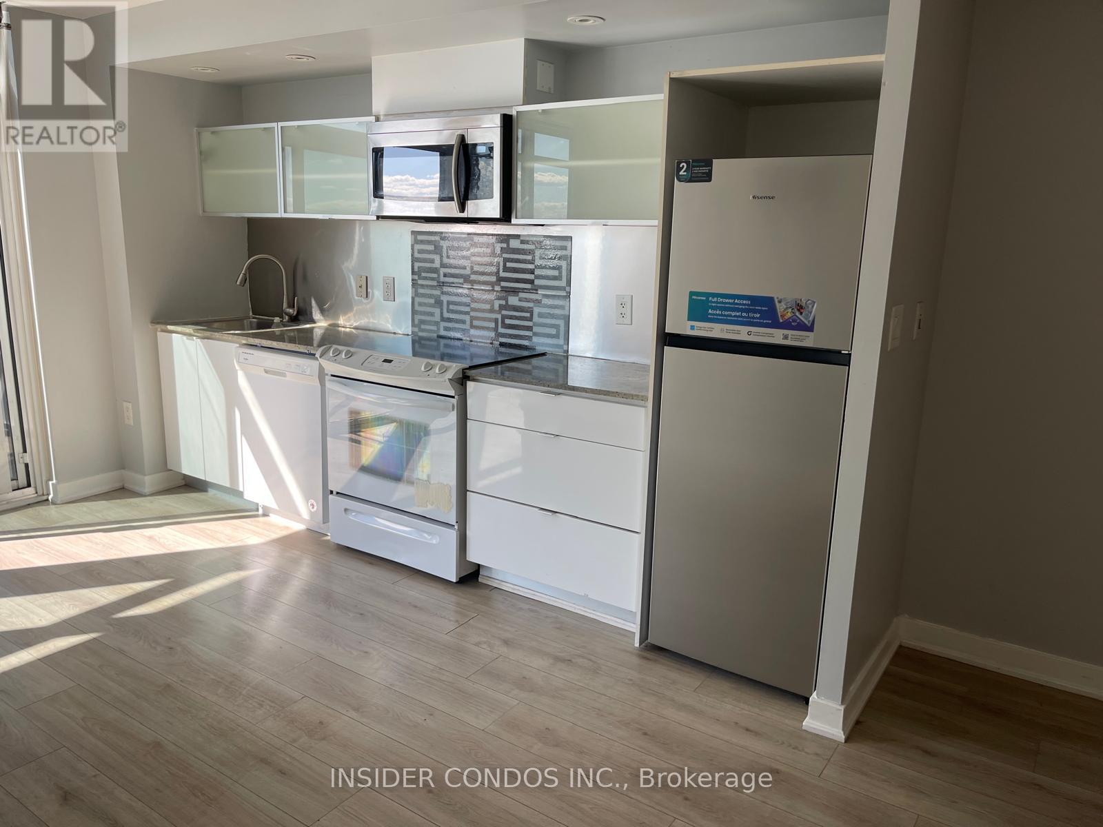 Ph 1901 - 4k Spadina Avenue, Toronto, Ontario  M5V 3Y9 - Photo 6 - C12449178