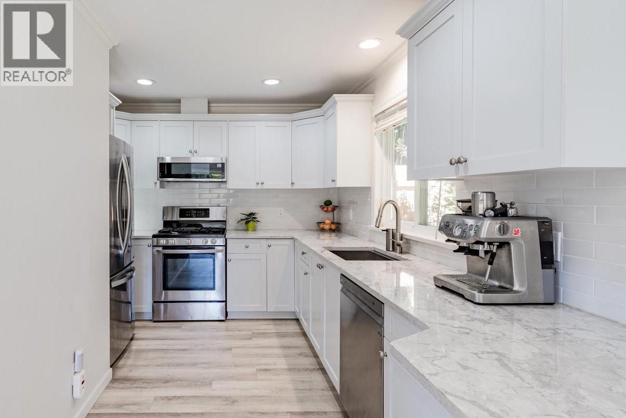 1 252 W 13th Street, North Vancouver, British Columbia  V7M 1N7 - Photo 7 - R3051912