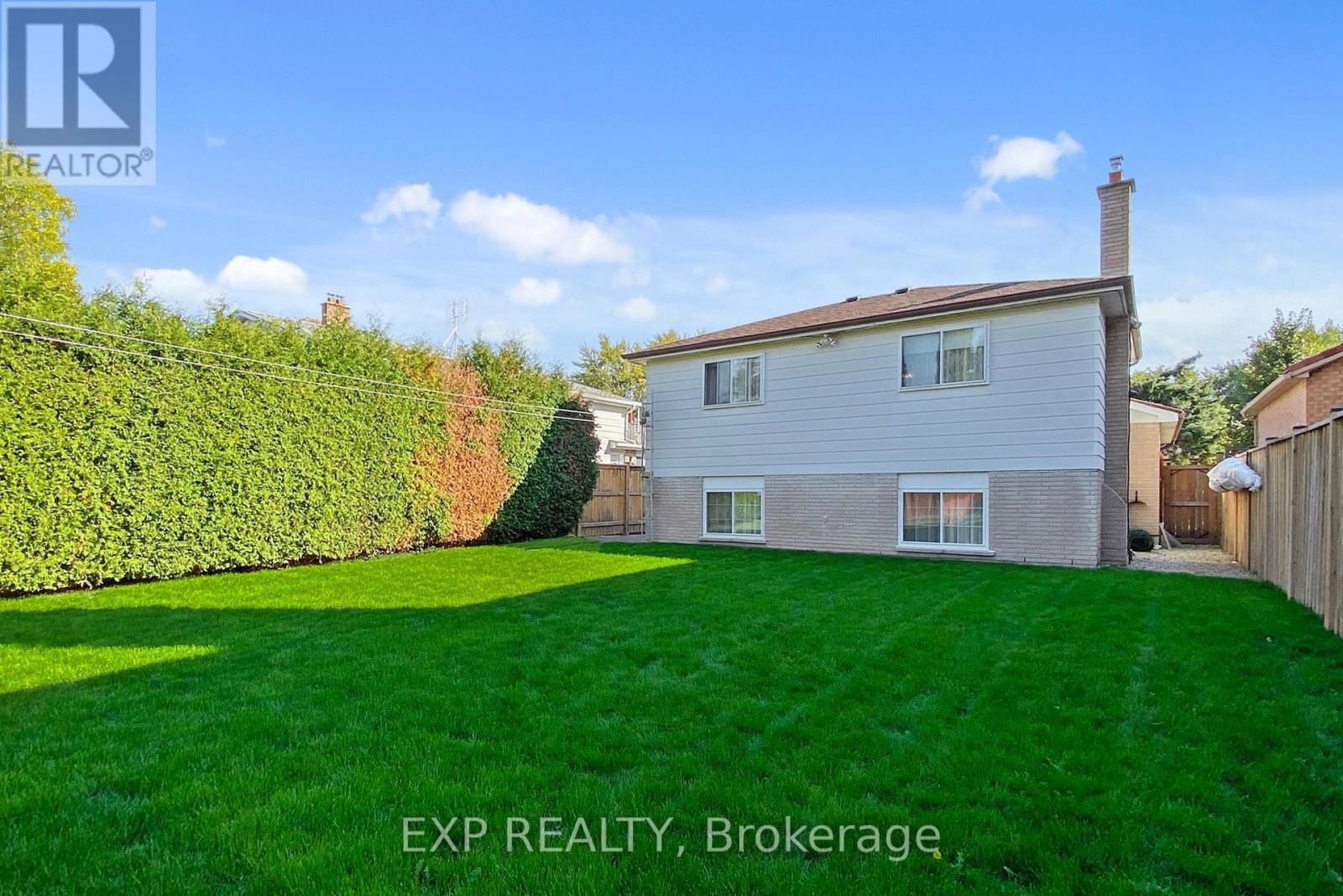42 Linwood Avenue, Toronto, Ontario  M1S 1H4 - Photo 3 - E12452101